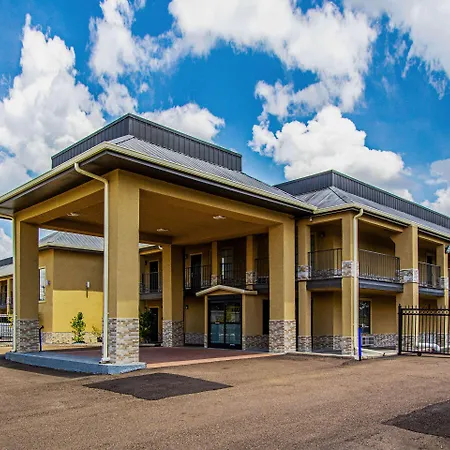 Super 8 By Wyndham Jackson Ms Hotel